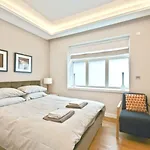 Leicester Square Central Designer Sleeps 6
